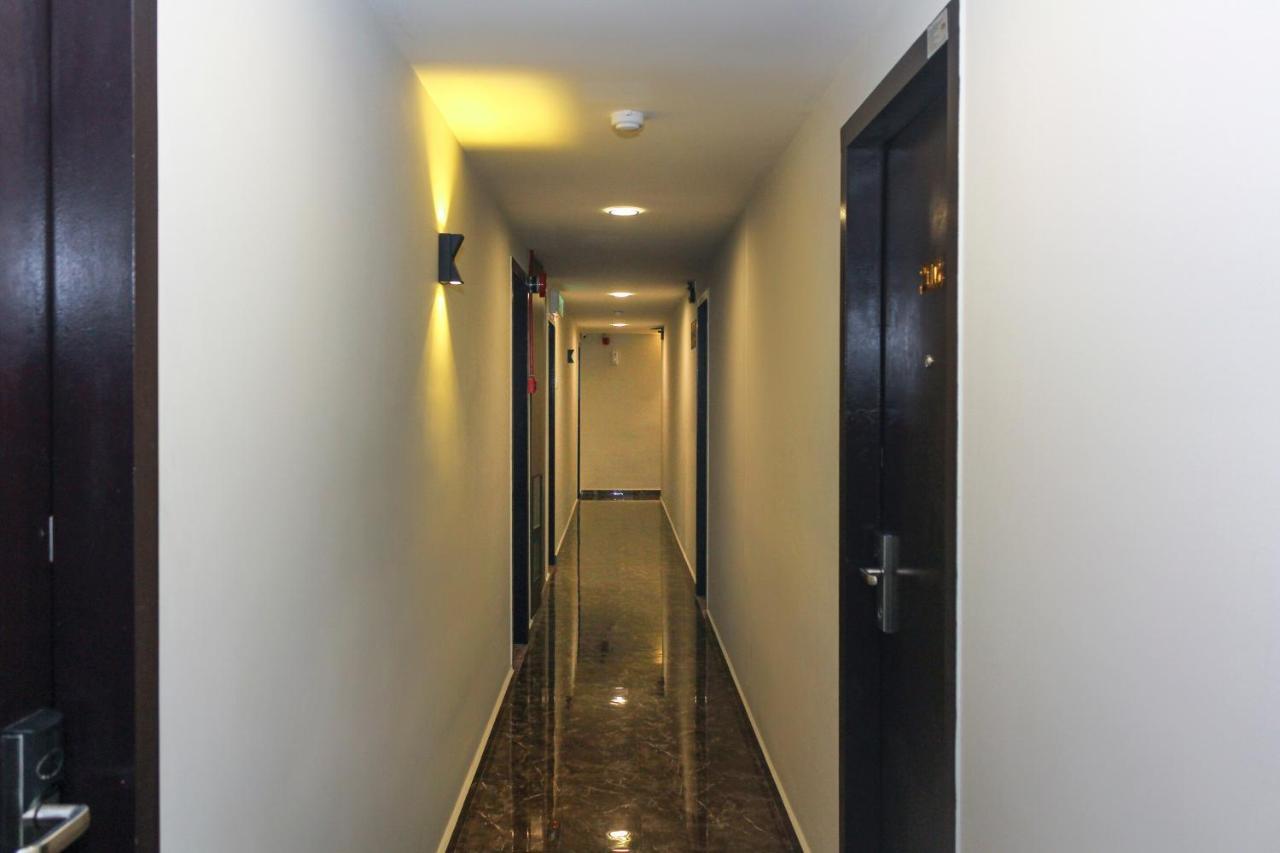 Oyo 90027 Happy Hotel Johor Bahru Zewnętrze zdjęcie